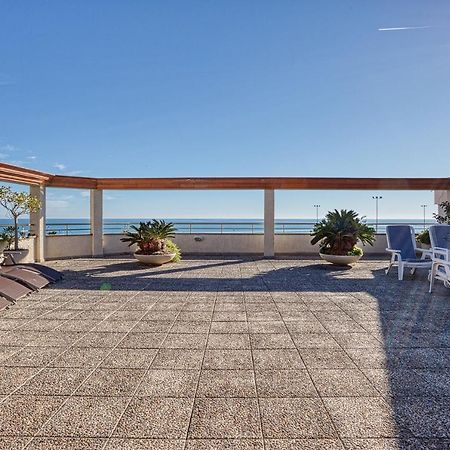 Vistas Al Mar. Gran Terraza Apartment Calella Exterior photo